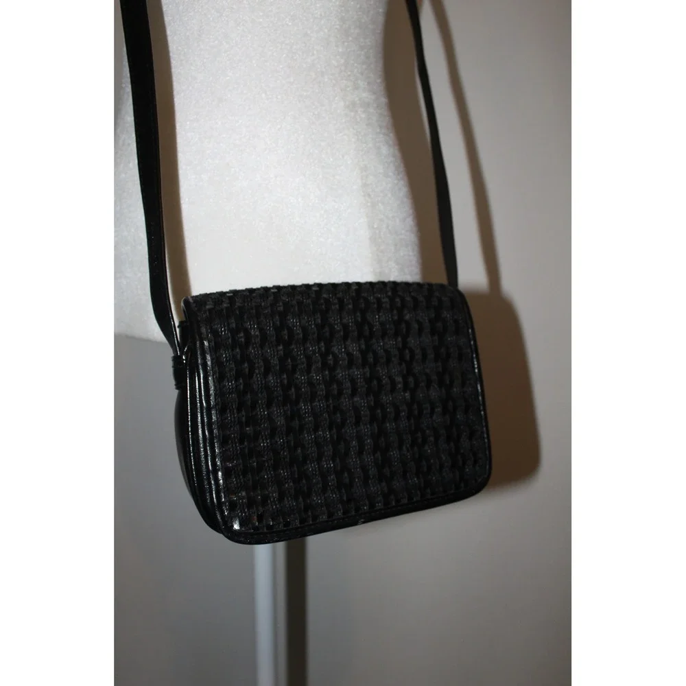 VTG Liz Claiborne Black‎ Woven Leather Crossbody Bag Organizer Purse